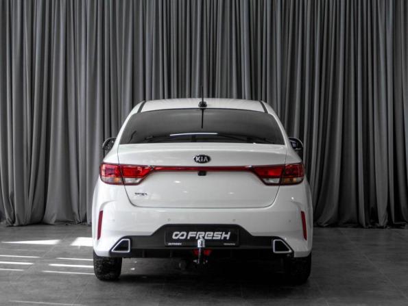 Kia Rio IV Рестайлинг с пробегом 2020 года, цена 1 699 000 рублей, 46413 км, седан, Автокод Объявления