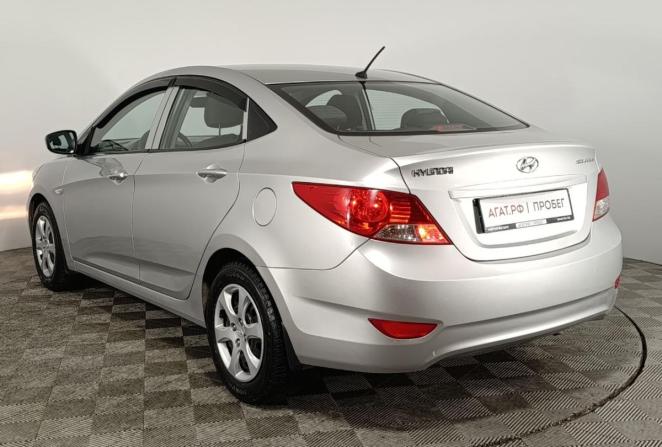 Hyundai Solaris I с пробегом 2014 года, цена 830 000 рублей, 142500 км, седан, Автокод Объявления