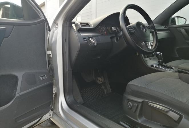 Volkswagen Passat B7 с пробегом 2011 года, цена 900 000 рублей, 268583 км, седан, Автокод Объявления