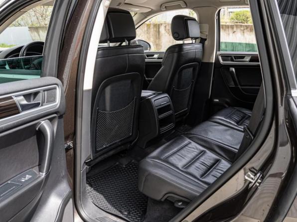 Volkswagen Touareg II Рестайлинг с пробегом 2015 года, цена 2 480 000 рублей, 238346 км, внедорожник, Автокод Объявления