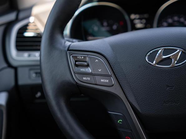 Hyundai Santa Fe III Рестайлинг с пробегом 2018 года, цена 2 749 000 рублей, 91308 км, внедорожник, Автокод Объявления