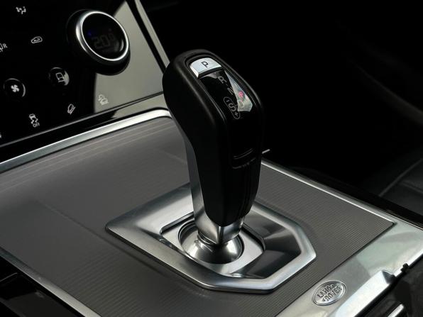 Land Rover Range Rover Evoque II с пробегом 2019 года, цена 3 168 400 рублей, 114621 км, внедорожник, Автокод Объявления