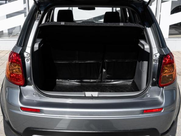 Suzuki SX4 I (Classic) Рестайлинг с пробегом 2013 года, цена 920 000 рублей, 176702 км, хэтчбек, Автокод Объявления