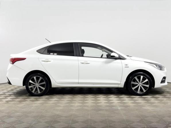 Hyundai Solaris II с пробегом 2019 года, цена 1 369 000 рублей, 111771 км, седан, Автокод Объявления