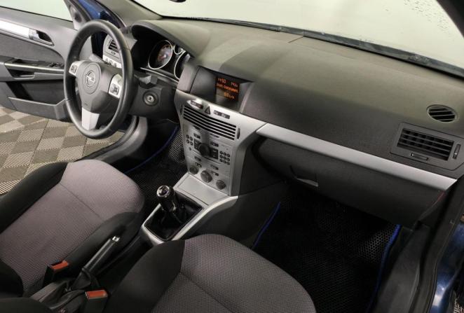 Opel Astra H Рестайлинг с пробегом 2010 года, цена 490 000 рублей, 228899 км, седан, Автокод Объявления