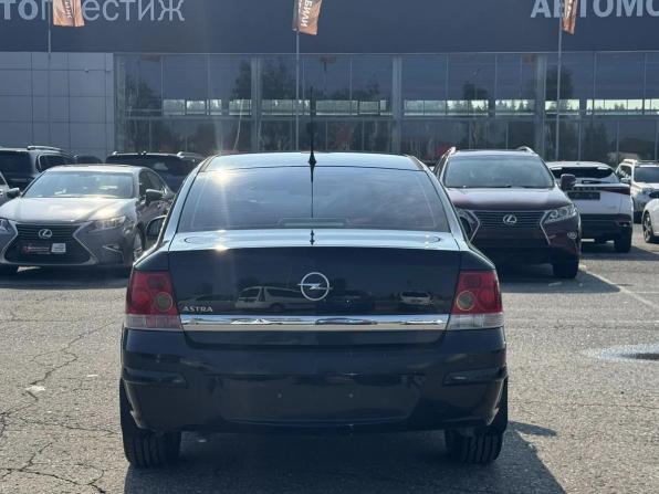 Opel Astra H Рестайлинг с пробегом 2009 года, цена 595 000 рублей, 151287 км, седан, Автокод Объявления