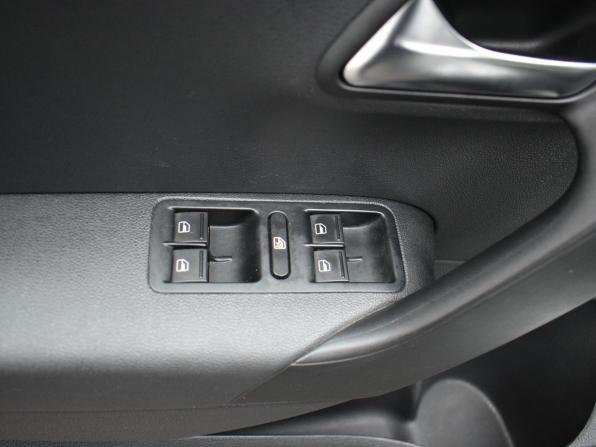 Volkswagen Polo V Рестайлинг с пробегом 2019 года, цена 1 199 000 рублей, 104662 км, седан, Автокод Объявления