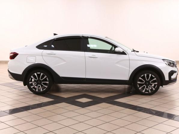 Lada (ВАЗ) Vesta I Рестайлинг (NG) с пробегом 2023 года, цена 1 345 000 рублей, 14000 км, седан, Автокод Объявления