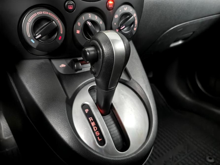 Mazda 2 II Рестайлинг (DE2) Москва  - изображение 19