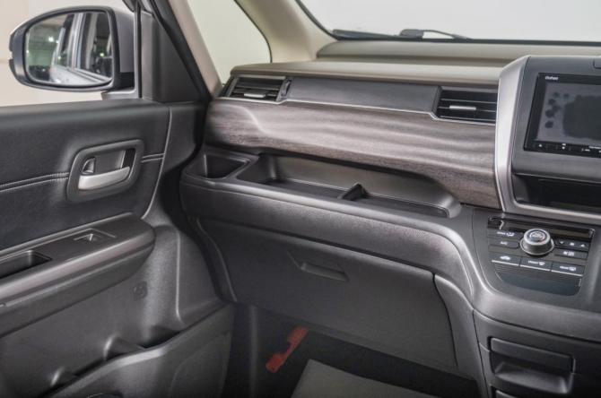 Honda Freed II Рестайлинг с пробегом 2019 года, цена 1 739 000 рублей, 118000 км, компактвэн, Автокод Объявления