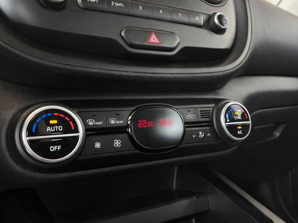 Kia Soul III с пробегом 2021 года, цена 1 819 900 рублей, 152000 км, хэтчбек, Автокод Объявления