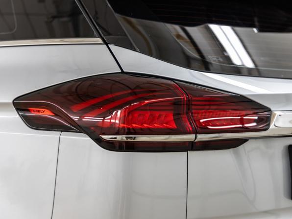 Geely Atlas Pro с пробегом 2021 года, цена 2 028 000 рублей, 38712 км, внедорожник, Автокод Объявления