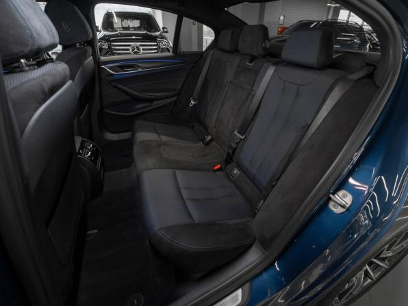 BMW 5 серии VII (G30/G31/G38) Рестайлинг с пробегом 2021 года, цена 4 380 000 рублей, 125894 км, седан, Автокод Объявления