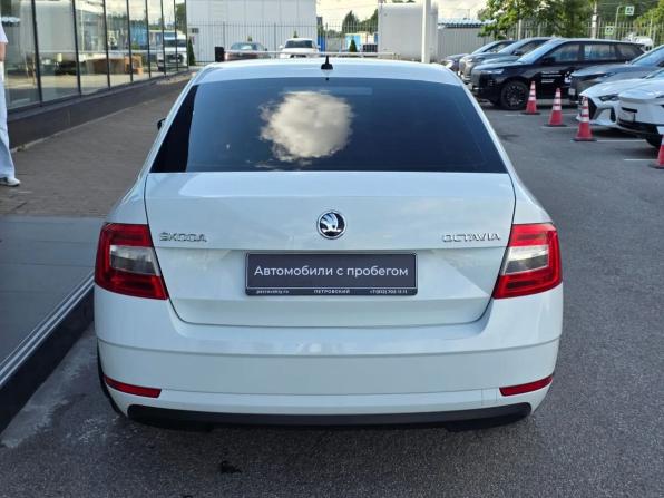Skoda Octavia III (A7) Рестайлинг с пробегом 2019 года, цена 1 578 000 рублей, 104015 км, лифтбек, Автокод Объявления
