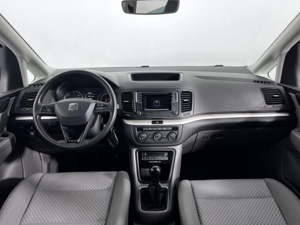 SEAT Alhambra II Рестайлинг с пробегом 2016 года, цена 1 750 000 рублей, 203040 км, минивэн, Автокод Объявления