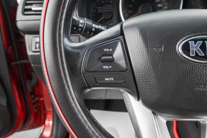 Kia Rio III с пробегом 2015 года, цена 1 049 000 рублей, 145000 км, хэтчбек, Автокод Объявления