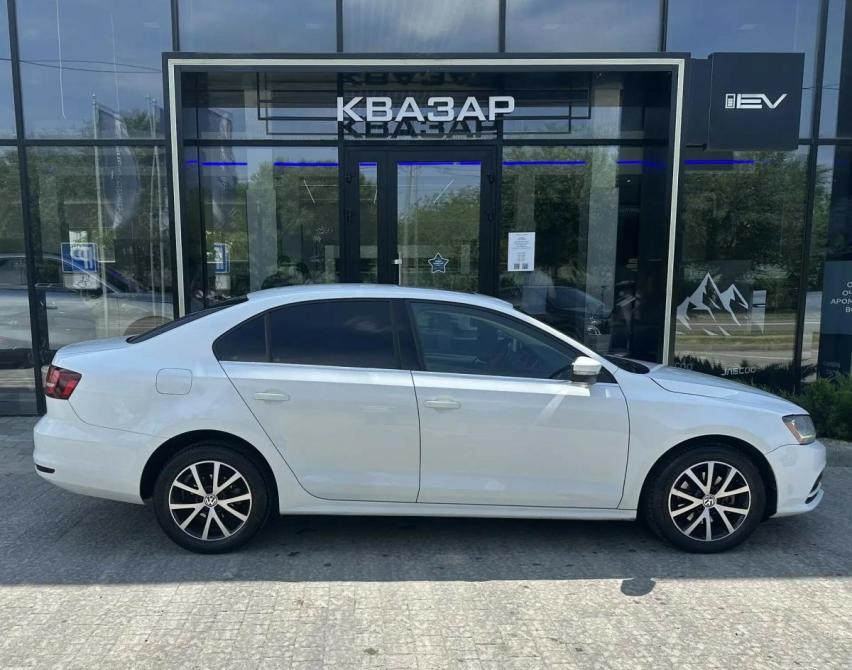 Volkswagen Jetta VI Рестайлинг Краснодар  - изображение 8