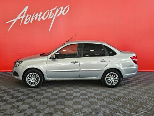 Lada (ВАЗ) Granta I Рестайлинг с пробегом 2019 года, цена 549 000 рублей, 140233 км, седан, Автокод Объявления