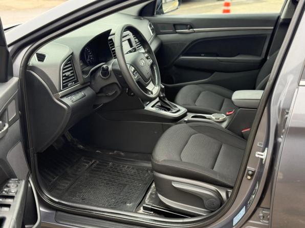 Hyundai Elantra VI (AD) с пробегом 2018 года, цена 1 420 000 рублей, 128375 км, седан, Автокод Объявления
