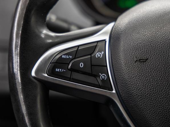 Renault Arkana I с пробегом 2021 года, цена 1 298 000 рублей, 43371 км, внедорожник, Автокод Объявления