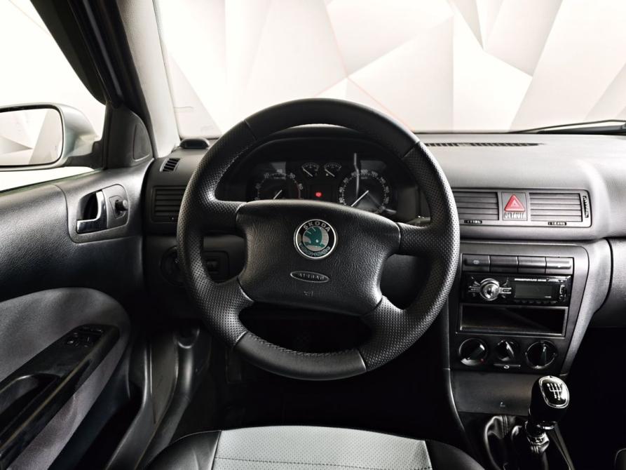 Skoda Octavia I (A4) Рестайлинг Москва  - изображение 20
