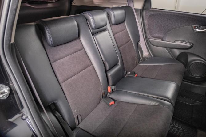 Honda Fit Shuttle I Рестайлинг с пробегом 2014 года, цена 999 000 рублей, 150100 км, универсал, Автокод Объявления