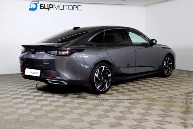 Changan Lamore с пробегом 2023 года, цена 2 059 990 рублей, 17022 км, седан, Автокод Объявления