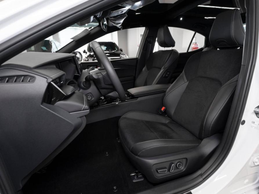 Toyota Camry IX (XV80) China Market Москва  - изображение 9