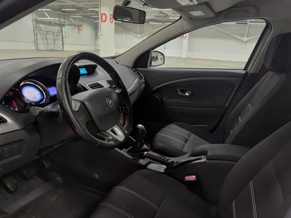 Renault Fluence I Рестайлинг с пробегом 2013 года, цена 725 000 рублей, 191241 км, седан, Автокод Объявления