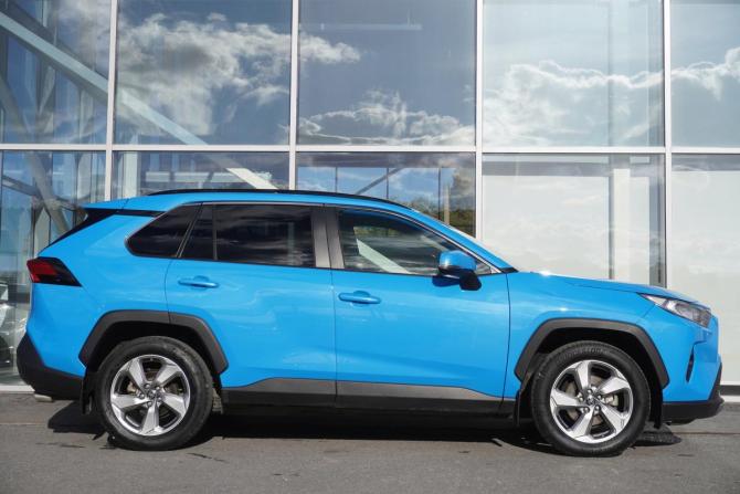 Toyota RAV4 V (XA50) с пробегом 2020 года, цена 3 366 000 рублей, 76589 км, внедорожник, Автокод Объявления