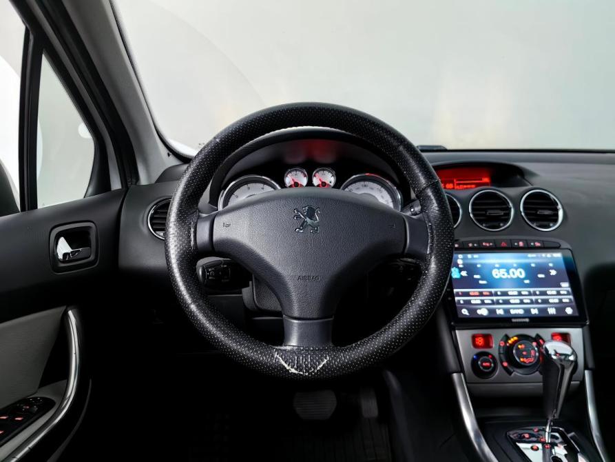 Peugeot 308 I Москва  - изображение 13