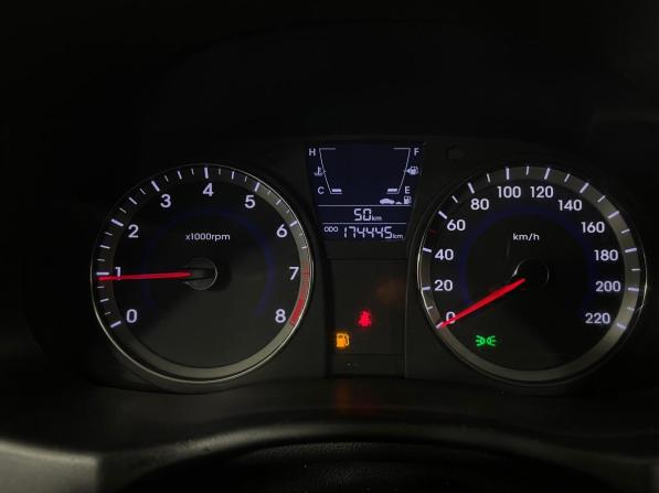 Hyundai Solaris I с пробегом 2012 года, цена 639 000 рублей, 174445 км, хэтчбек, Автокод Объявления