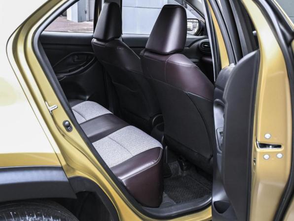 Toyota Yaris Cross с пробегом 2022 года, цена 2 299 000 рублей, 49285 км, внедорожник, Автокод Объявления
