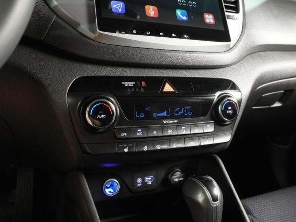 Hyundai Tucson III с пробегом 2015 года, цена 1 799 000 рублей, 181977 км, внедорожник, Автокод Объявления