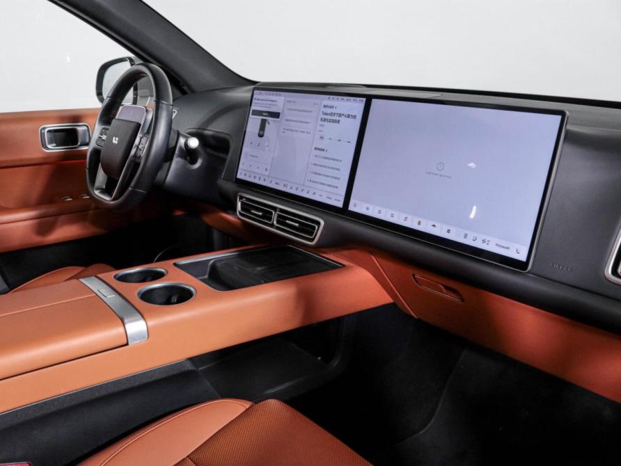 Li Auto (Lixiang) L6 Москва  - изображение 10