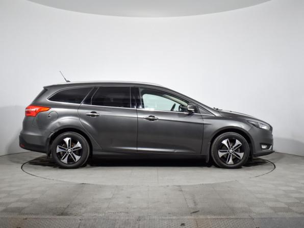 Ford Focus III Рестайлинг с пробегом 2018 года, цена 879 000 рублей, 227016 км, универсал, Автокод Объявления