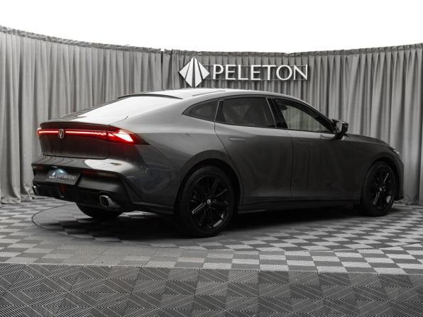 Changan UNI-V I с пробегом 2023 года, цена 2 280 000 рублей, 44764 км, лифтбек, Автокод Объявления