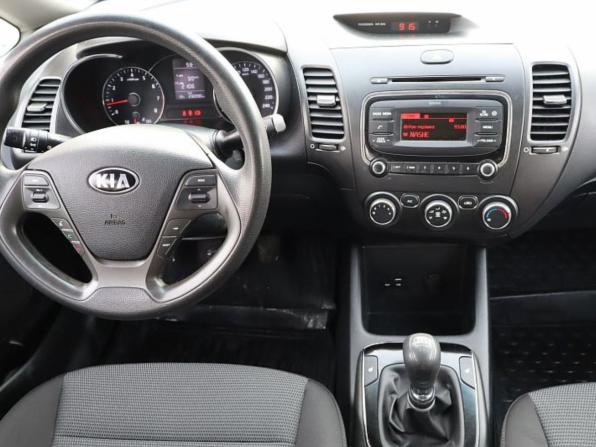 Kia Cerato III Рестайлинг (Classic) с пробегом 2017 года, цена 1 089 000 рублей, 232100 км, седан, Автокод Объявления