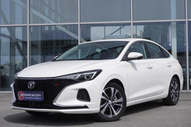 Changan Eado Plus с пробегом 2024 года, цена 1 850 000 рублей, 6558 км, седан, Автокод Объявления