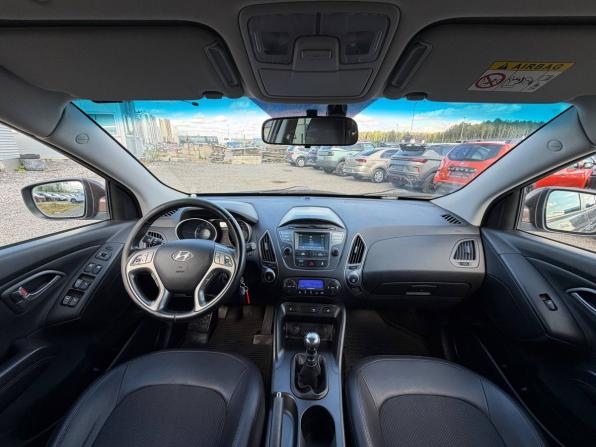 Hyundai ix35 I Рестайлинг с пробегом 2013 года, цена 1 095 000 рублей, 226000 км, внедорожник, Автокод Объявления