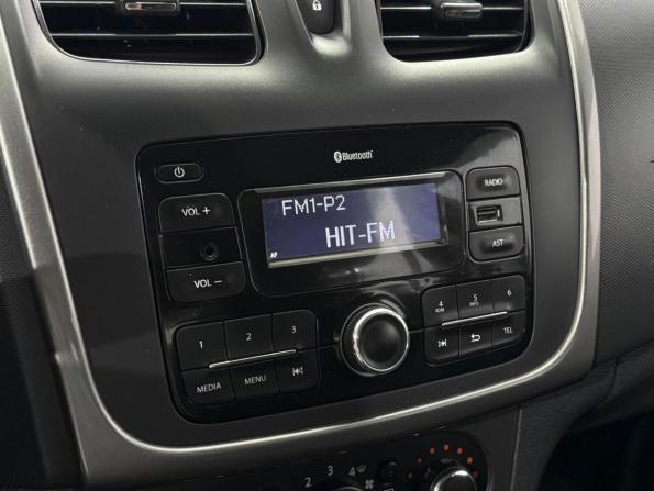 Renault Sandero II Рестайлинг с пробегом 2019 года, цена 1 099 000 рублей, 65986 км, хэтчбек, Автокод Объявления