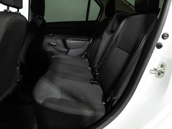 Renault Logan II Рестайлинг с пробегом 2020 года, цена 1 199 700 рублей, 66340 км, седан, Автокод Объявления