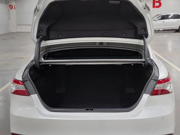 Toyota Camry VIII (XV70) Рестайлинг с пробегом 2023 года, цена 3 720 000 рублей, 34556 км, седан, Автокод Объявления