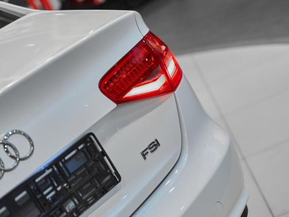 Audi A4 IV (B8) Рестайлинг с пробегом 2012 года, цена 1 199 000 рублей, 184100 км, седан, Автокод Объявления