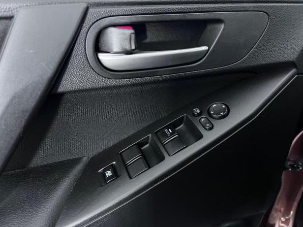 Mazda 3 II (BL) Рестайлинг с пробегом 2012 года, цена 1 020 000 рублей, 149206 км, хэтчбек, Автокод Объявления