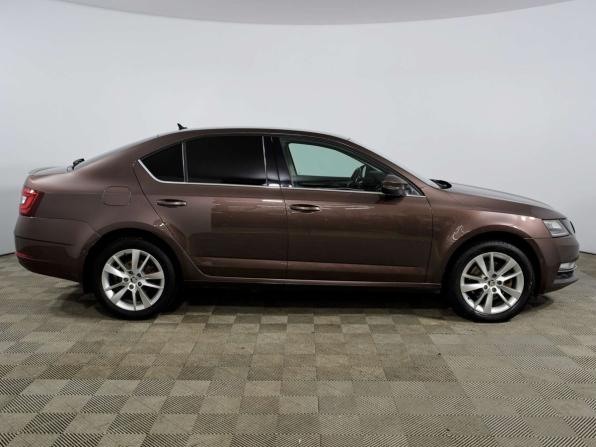 Skoda Octavia III (A7) Рестайлинг с пробегом 2018 года, цена 1 648 000 рублей, 186518 км, лифтбек, Автокод Объявления