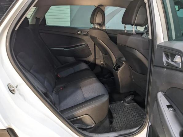 Hyundai Tucson III с пробегом 2016 года, цена 1 749 000 рублей, 179000 км, внедорожник, Автокод Объявления