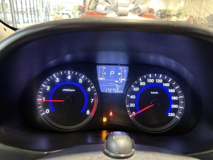 Hyundai Solaris I Рестайлинг Новомосковск  - изображение 18
