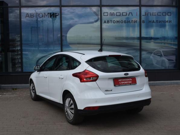Ford Focus III Рестайлинг с пробегом 2018 года, цена 1 200 000 рублей, 77209 км, хэтчбек, Автокод Объявления