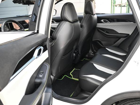 Geely Coolray I Рестайлинг с пробегом 2023 года, цена 1 999 000 рублей, 29576 км, внедорожник, Автокод Объявления